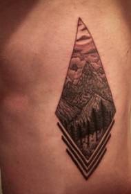 Klasični vzorec Hill Peak Tattoo Boys Side Waist Up Hill Peak Tattoo