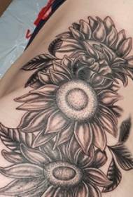 Gambar tato kembang sunflower ing tato ireng kembang ireng