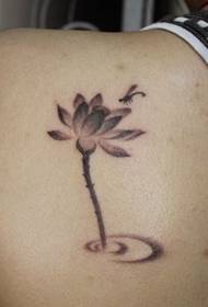 Skulder tatovering mønster: populære klassiske skulder lotus dragonfly tatovering mønster