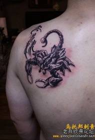 蝎子纹身图案:肩部机械蝎子纹身图案