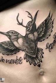 cintura doppia di mudellu di tatuaggi di uccelli