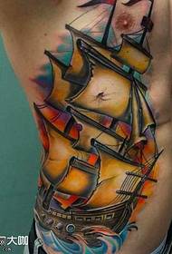 腰部帆船纹身图案