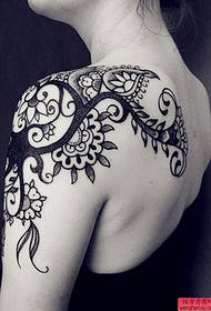 a vine tattoo pattern