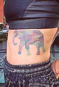 moteriškos juosmens dramblio kryžminio dygsnio tatuiruotės modelis