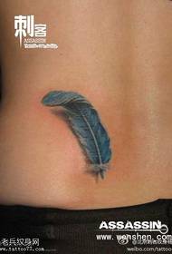светло плави перо узорак тетоважа