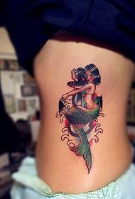 sexy hot mermaid tattoo na larawan sa gilid ng baywang