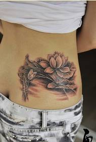 мода талія красивий татуювання листя лотоса, щоб насолодитися малюнком