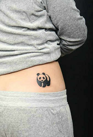 Meng kuollut panda-tatuointi
