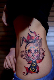 patrón lateral del tatuaje de la muchacha de conejito de moda de la cintura lateral de las muchachas