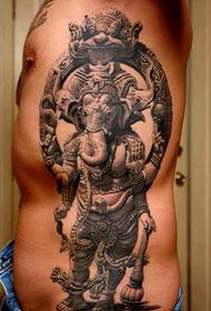 Tatuaggio da uomo con statua in pietra a vita laterale da uomo