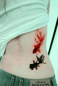 hluas nkauj duav me me goldfish tattoo qauv