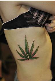 sexy sieviešu sānu vidukļa jauku zaļu lapu digitālā tetovējums attēlu