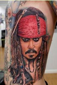 personalizēta sānu jostasvietas pirātu tetovējuma modeļa ieteicamais attēls