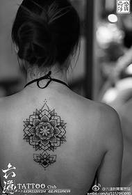 Soul of the Soul of the Soul of the Soul: Stinging Brahma Tattoo Picture