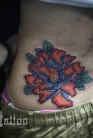 bel i bukur model tradicional i tatuazheve peony tradicionale