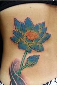 niebieski wzór tatuażu lotosu