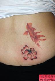 ခါး Lotus ရွှေငါး tattoo ပုံစံ
