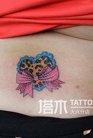 心Shaped pattern bow tattoo