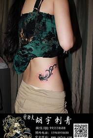 chica cintura fénix totem tatuaje