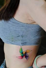 sexet skønhed side talje flot regnbue vindmølle tatovering billede billede