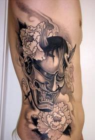 cintura lateral prajna cadro de tatuaje de crisantemo