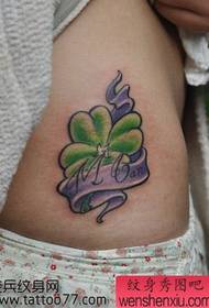 Beautiful beauty waist four-leaf clover tattoo pattern