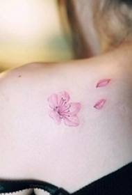 meisjes terug geschilderd schets 3d mooie kersenbloesem bloemblaadjes kunst Tattoo foto's