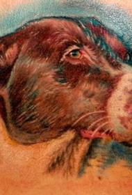 Realistisk stil farge hund hodet bakover tatoveringsmønster