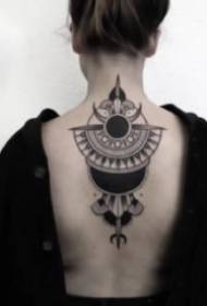 female back neck 9 pieces of stinging van Gogh tattoo on the back
