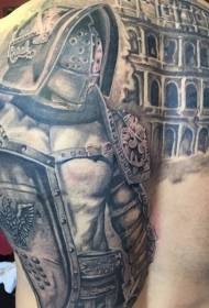 Esquena molt impressionant del gladiador i del patró de tatuatge de l’arena romana