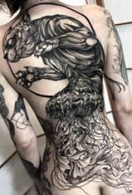 Baile dier tattoo girl back Baile animal tattoo picture