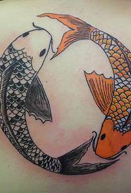 mudellu di tatuaggi di yin y yang koi