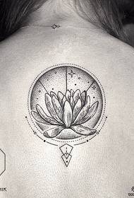 patró de tatuatge de lotus estrellat de punt espinós