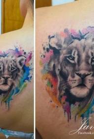 rugkleur leeu kop spat ink tattoo patroon