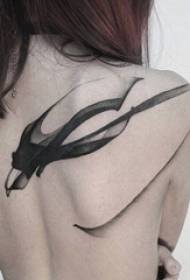 κορίτσια πίσω μαύρο κλασικό μελάνι δημιουργική τατουάζ εικόνες προσωπικότητα