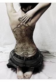 keindahan kembali penuh kembali Totem Tattoo bekerja menunjukkan