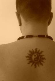 back sun-style yin and yang gossip Tattoo pattern