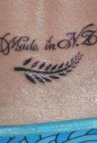ခါး Feather နှင့်အင်္ဂလိပ်အက္ခရာ tatoo ပုံစံ