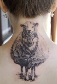 takana musta susi ja lampaan ihon tatuointikuvio