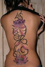 muguras purpura lotosa un melnā vīnogulāju tetovējuma modelis