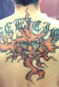мъжки гръб слънце и характер татуировка модел