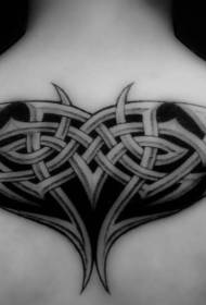 nugaros juodas austas keltų totemo tatuiruotės modelis