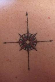 Corak Tatu Arrow Compass berwarna belakang