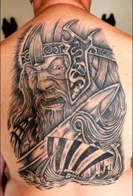 mbrapa modelin e bukur të tatuazheve të kthimit të Viking-ut