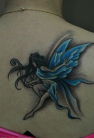 kecantikan kembali corak tato dongeng yang cantik