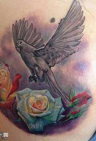 nuevo patrón de tatuaje de paloma pequeña