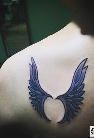 tatuaggio backswing per l'amore di uomini e donne