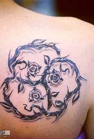 zadní květ tetování vzor
