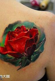 Ryg rose tatoveringsmønster