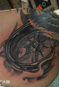 Užpakalinio kompaso tatuiruotės raštas